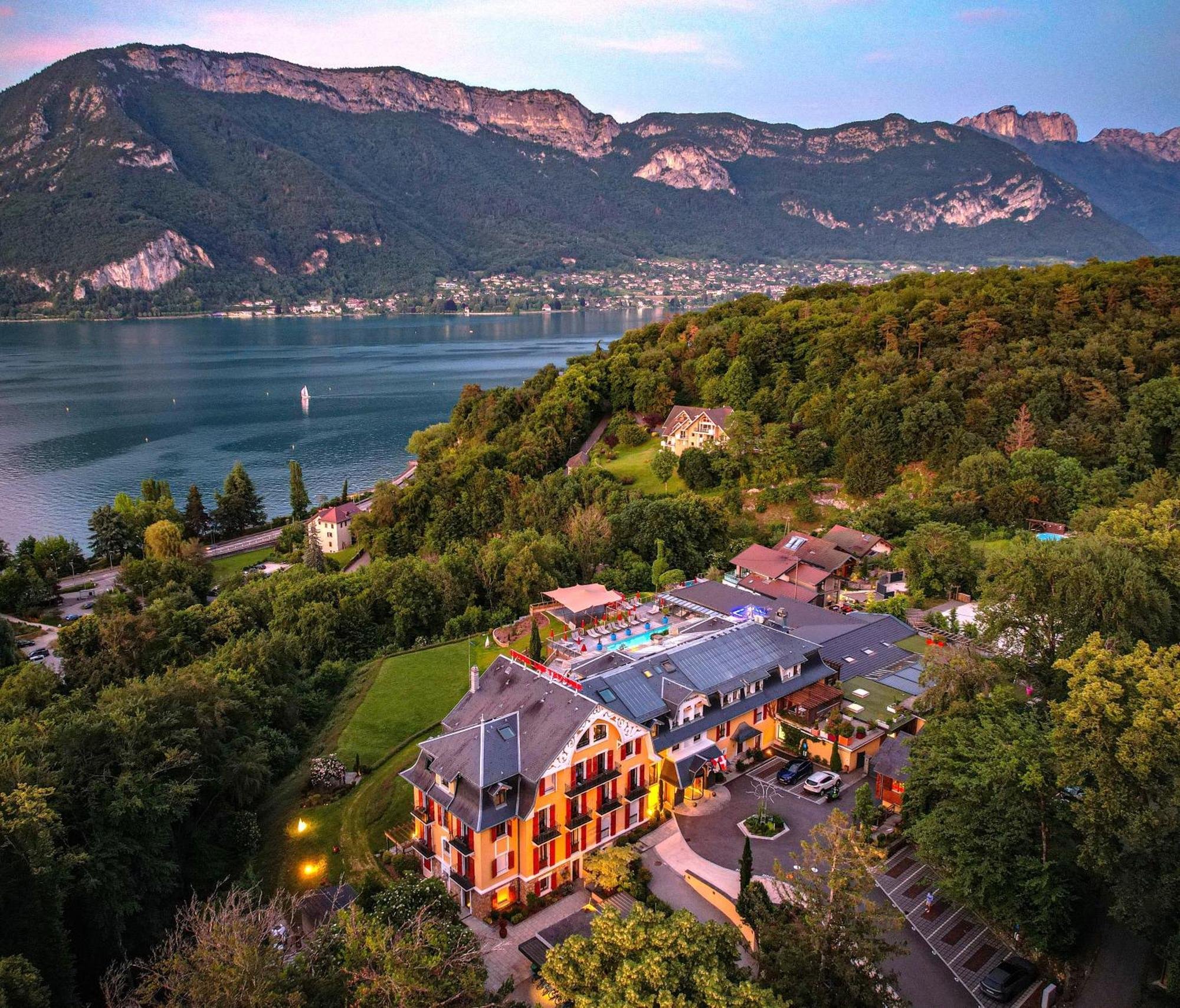 Les Trésoms Lake&Spa Resort Annecy Extérieur photo